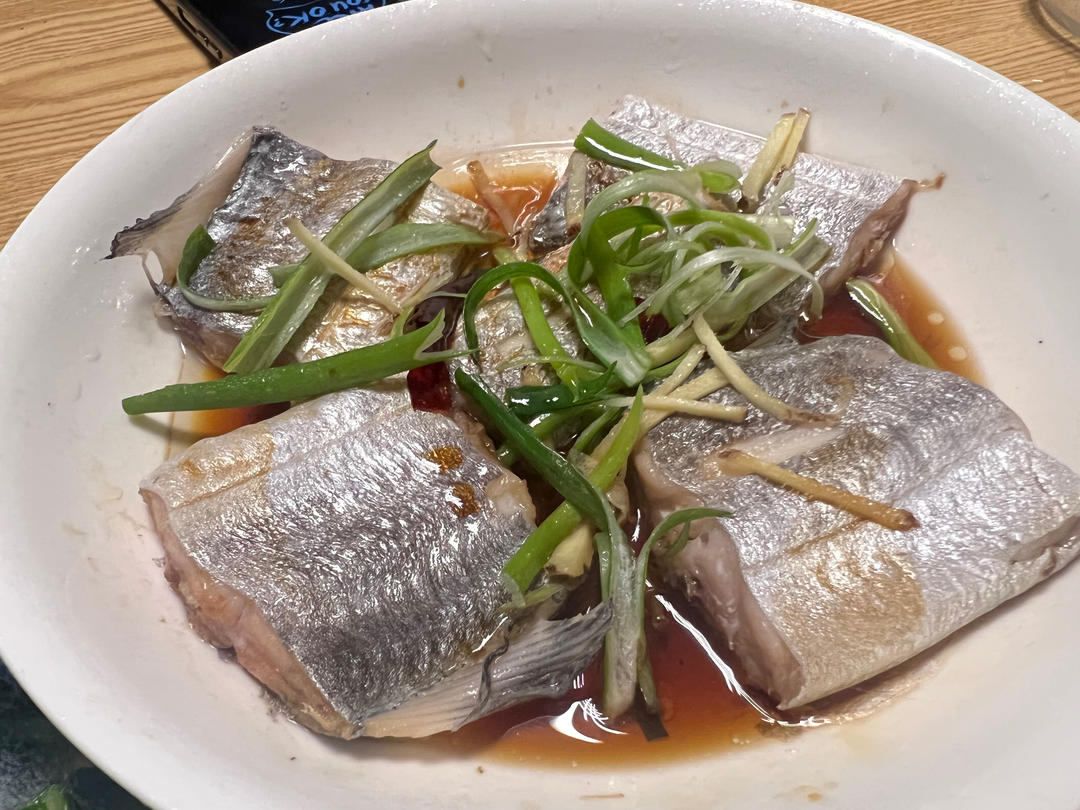不煎不炸好吃健康的＃清蒸带鱼