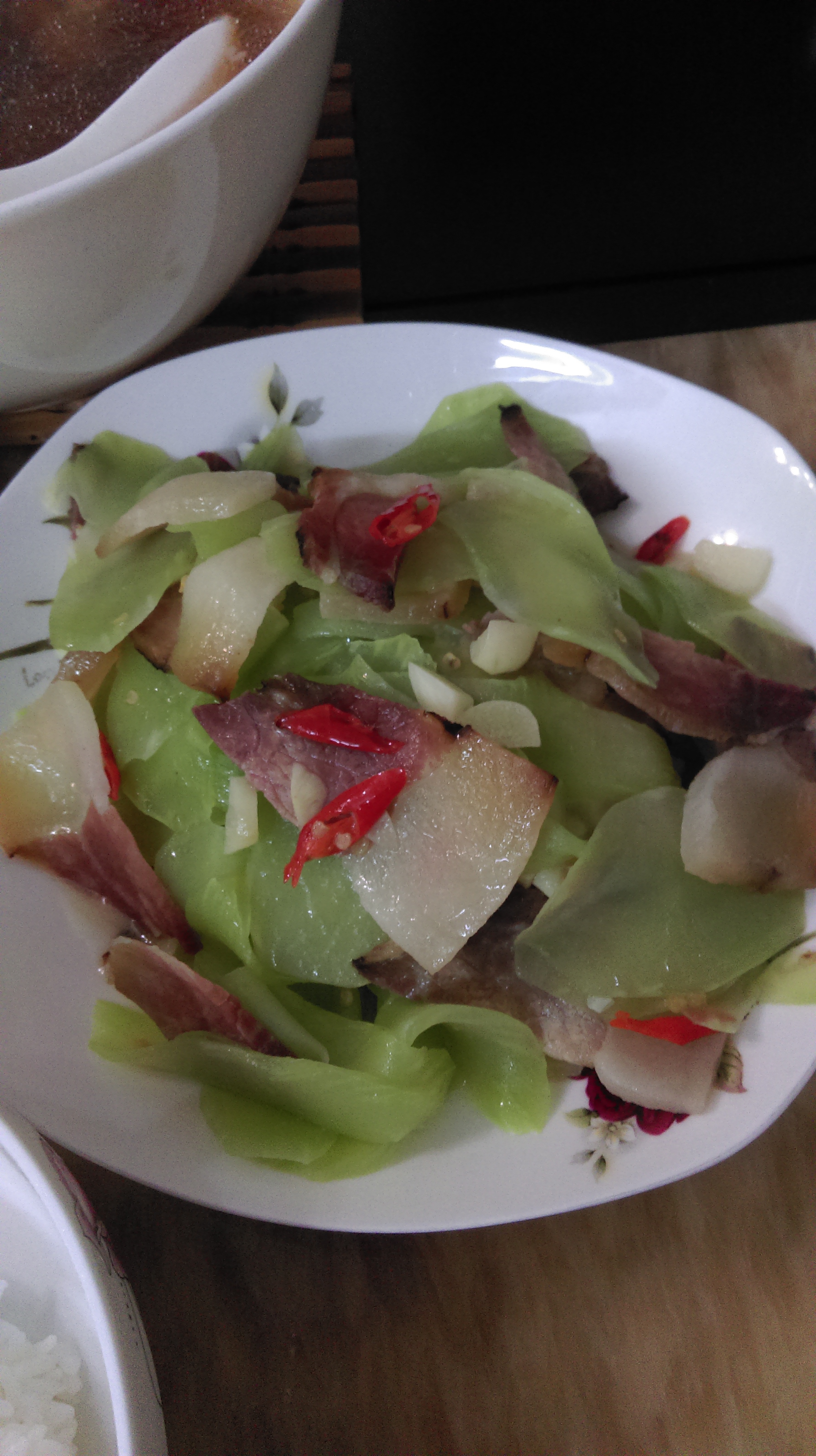 莴笋炒腊肉