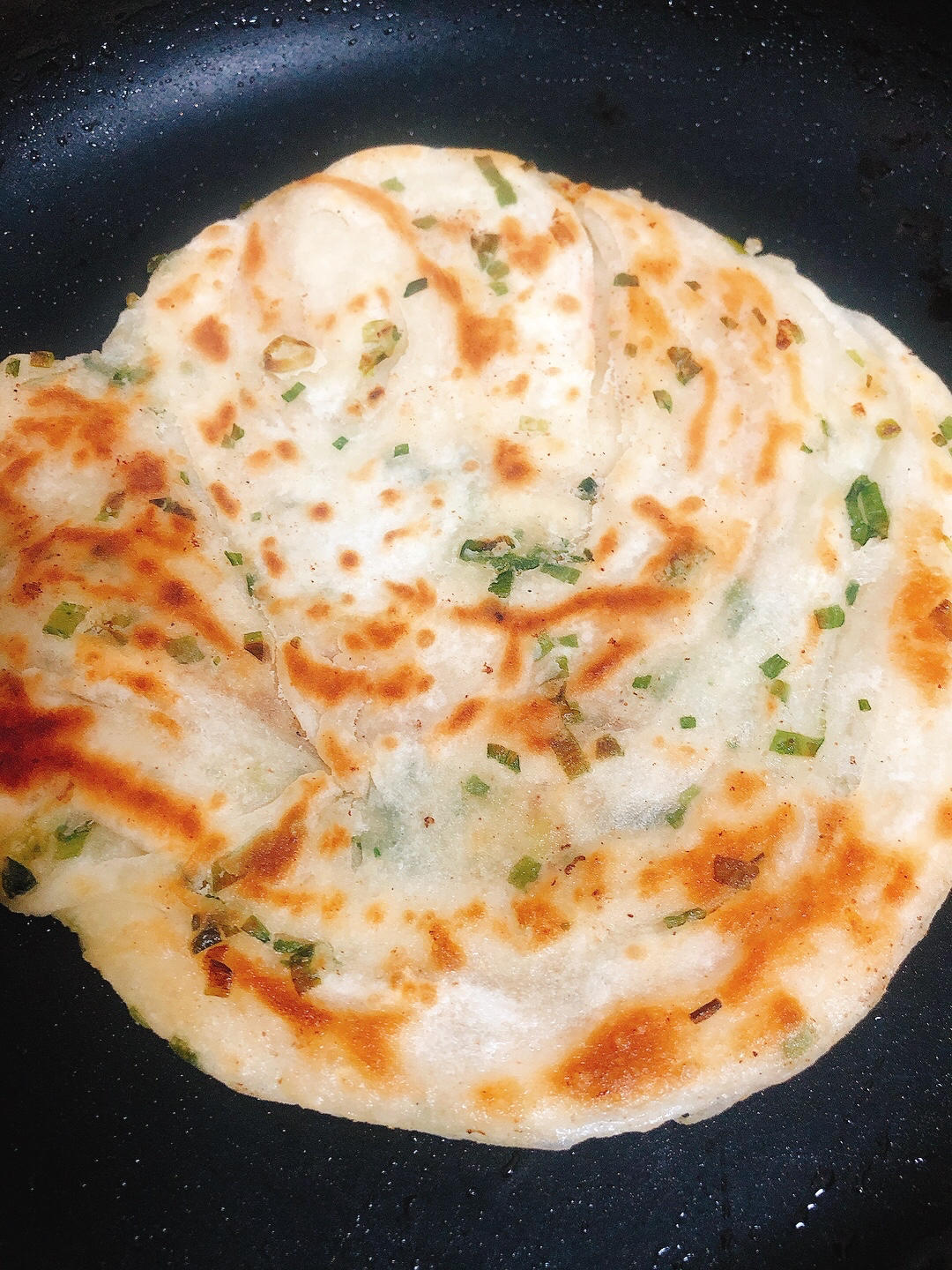 堂妈教你做飘香葱油饼