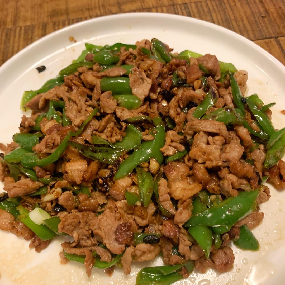 农家小炒肉【记忆中勾魂的油汤】