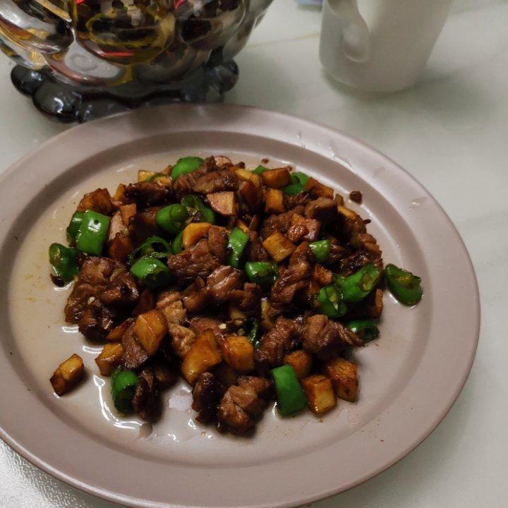 黑椒杏鲍菇牛肉粒