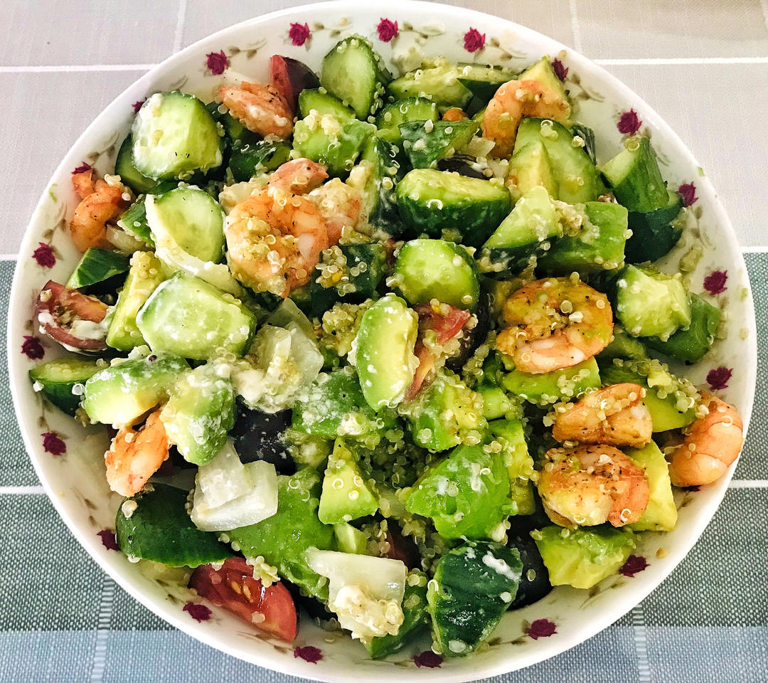 藜麦虾仁轻食沙拉