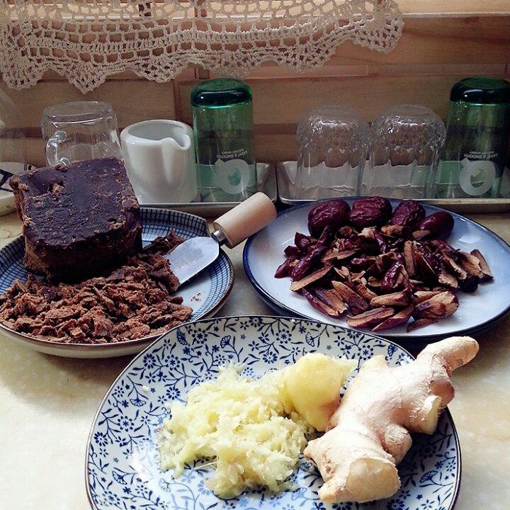 红糖姜枣膏