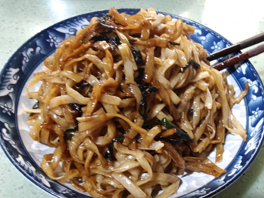 10分钟搞定的一碗葱油拌面