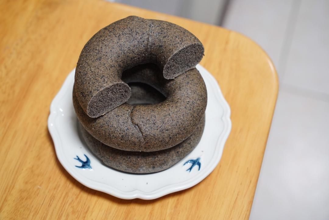 黑芝麻全麦贝果 无油无糖100%纯全麦的做法