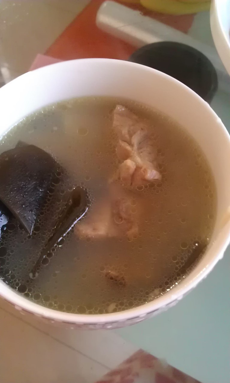 海带排骨汤