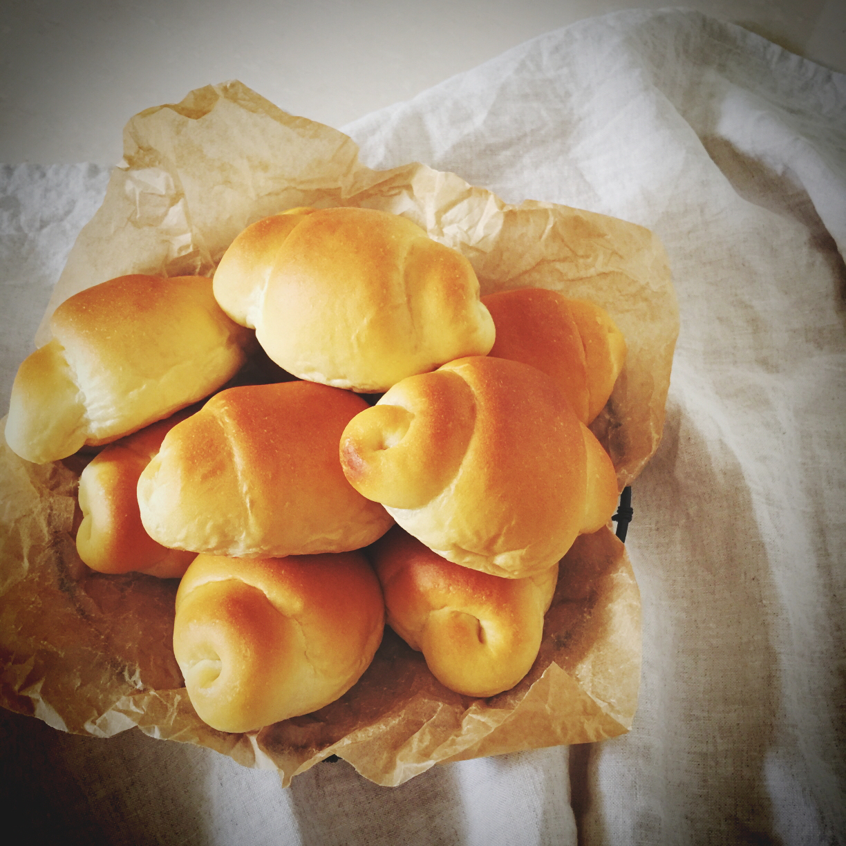 卡士达超软吐司～适合撕着次的软土司