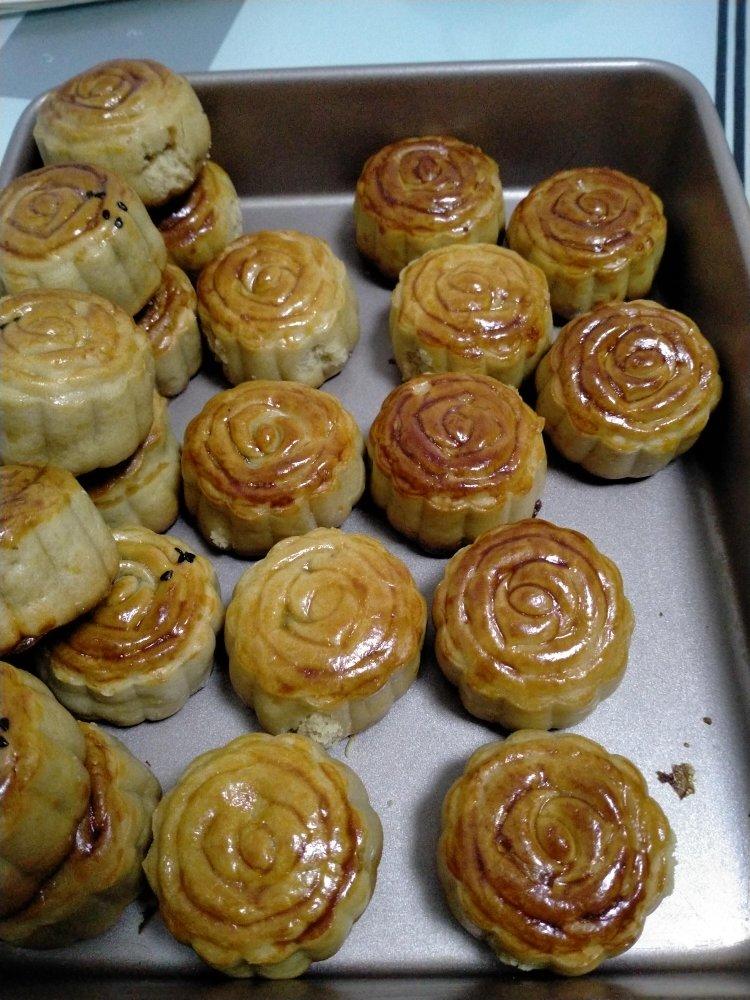 广式莲蓉蛋黄月饼