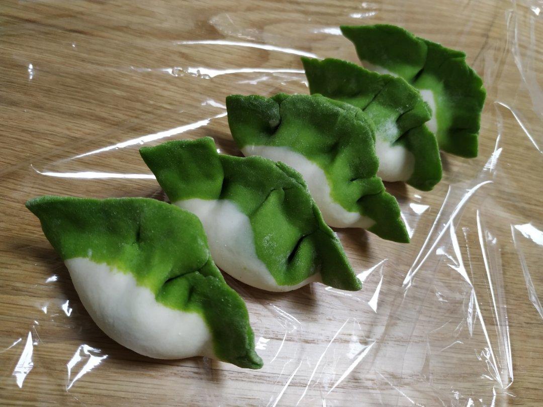 翡翠白玉白菜饺子详细版（附翡翠白玉白菜饺子包法，翡翠白玉饺子皮两种制法，面包机和面，翡翠白玉烧卖，各种馅料搭配）