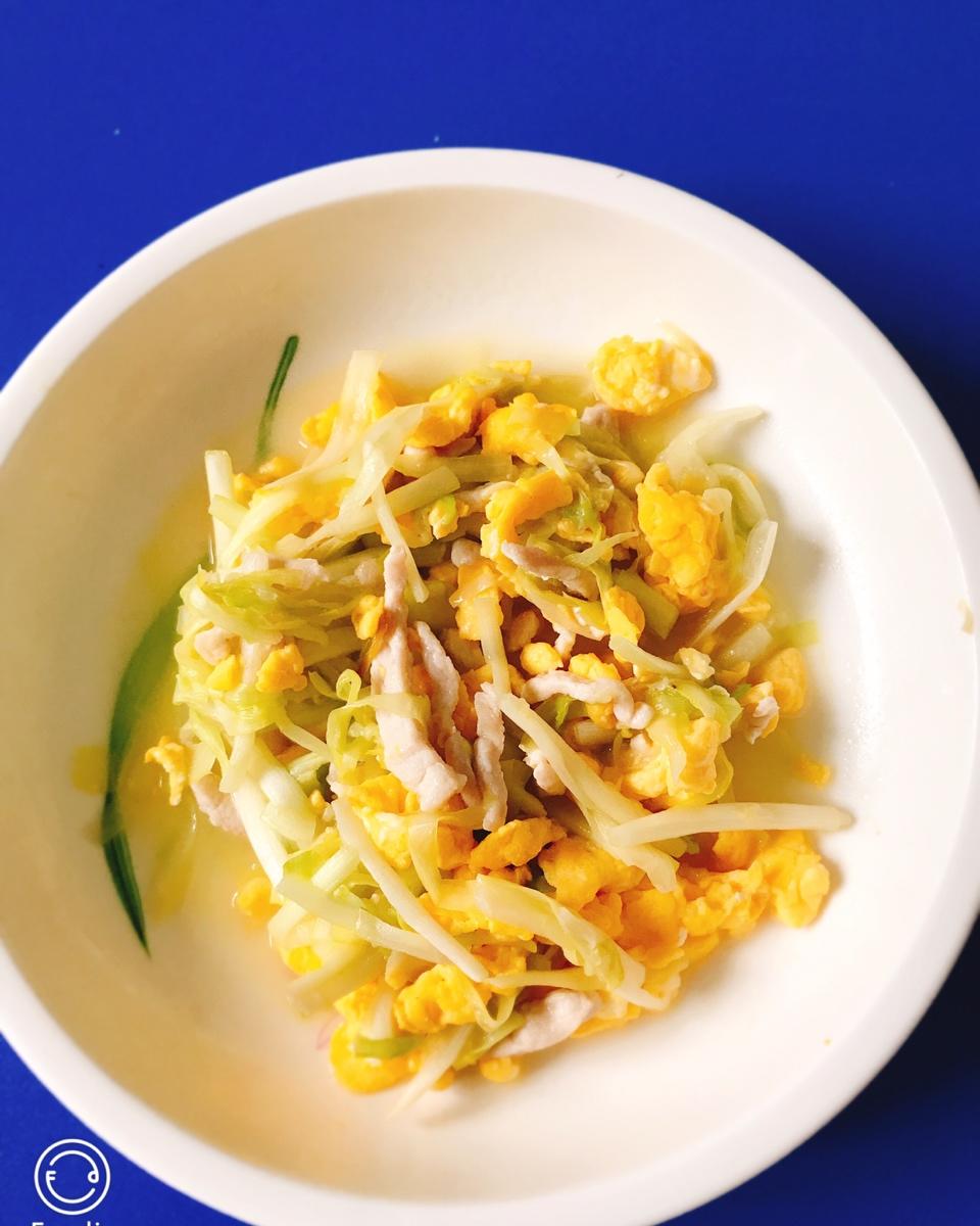 韭黄炒鸡蛋