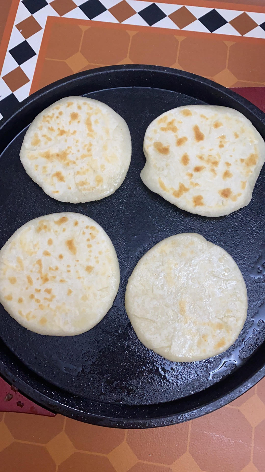 烫面小糖饼 柔软劲道 凉了也不硬 做法简单一看就会 附细节视频详解