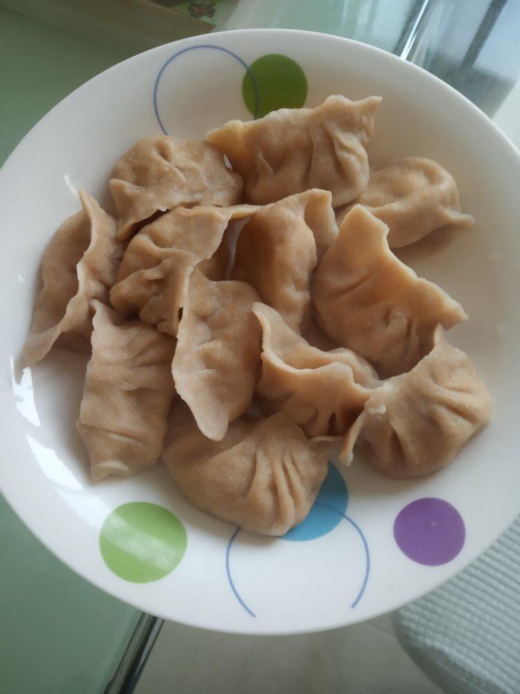 水芹菜猪肉全麦面饺子