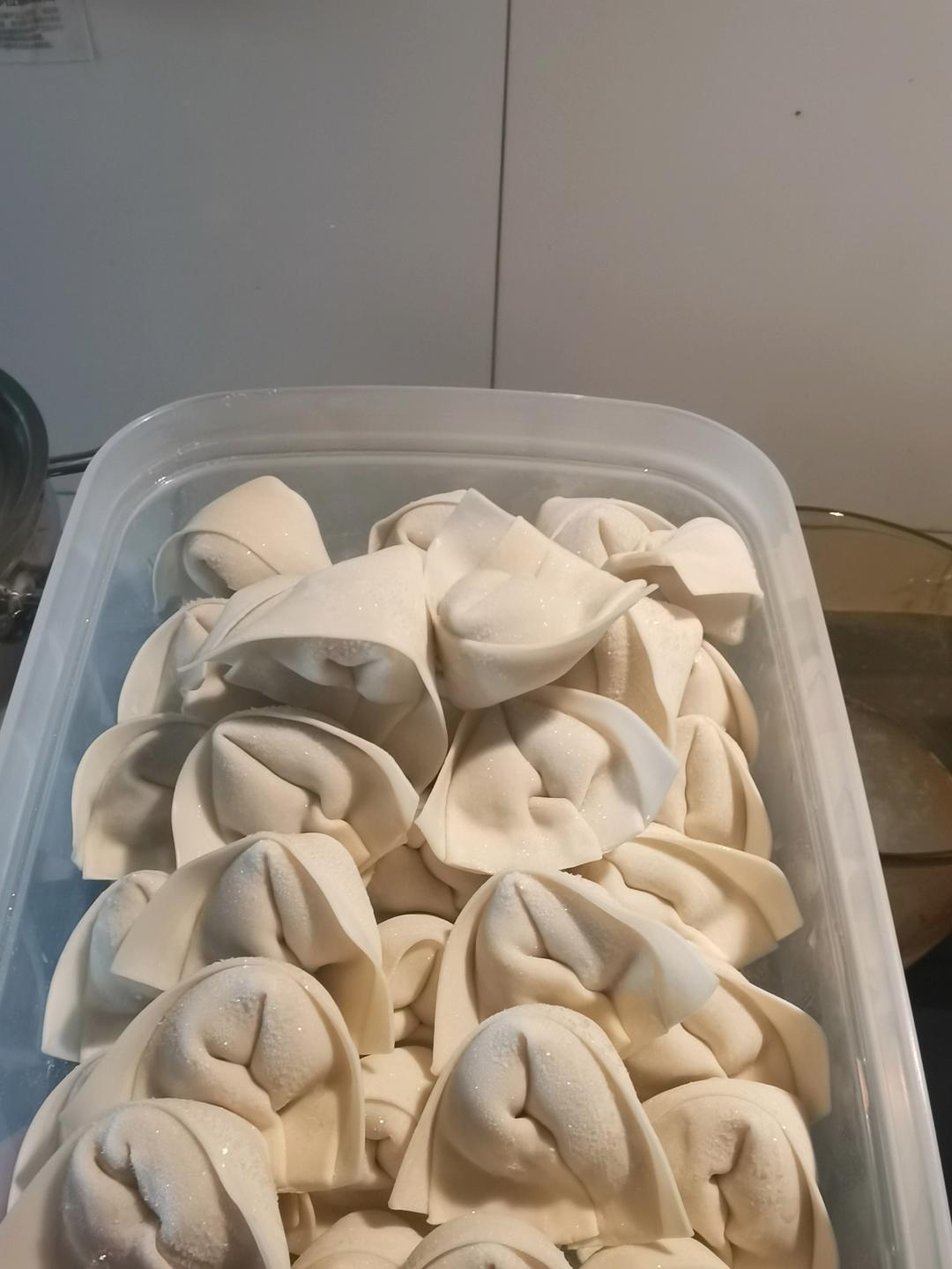 鲜肉虾仁玉米馄饨