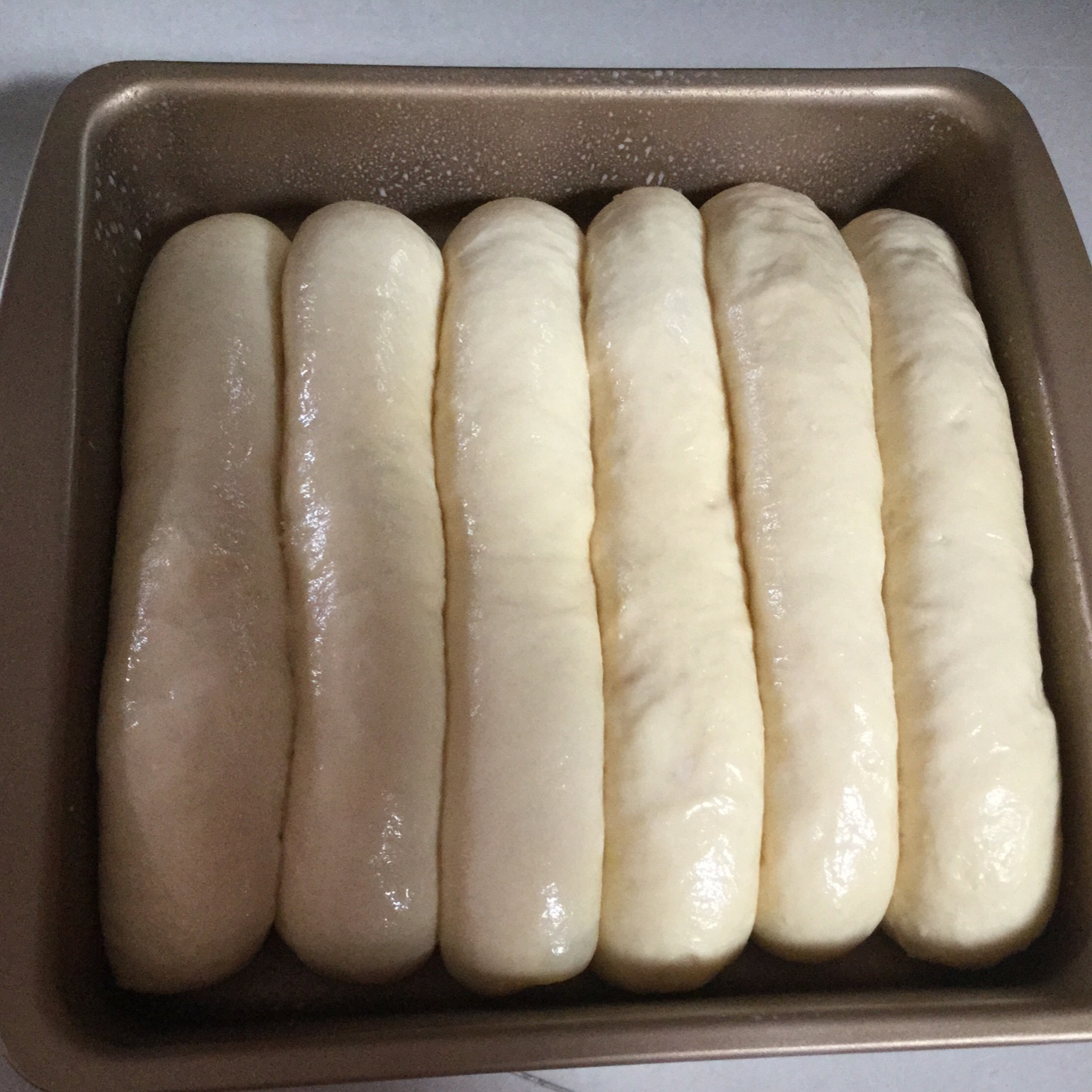 港式牛奶排包
