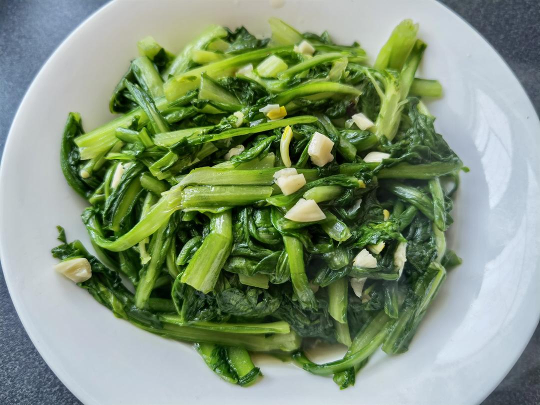 蒜蓉清炒茼蒿的做法