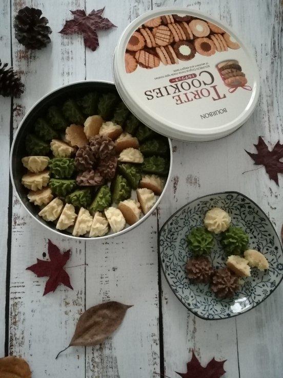 酥到掉渣的网红珍妮曲奇，牛油小花