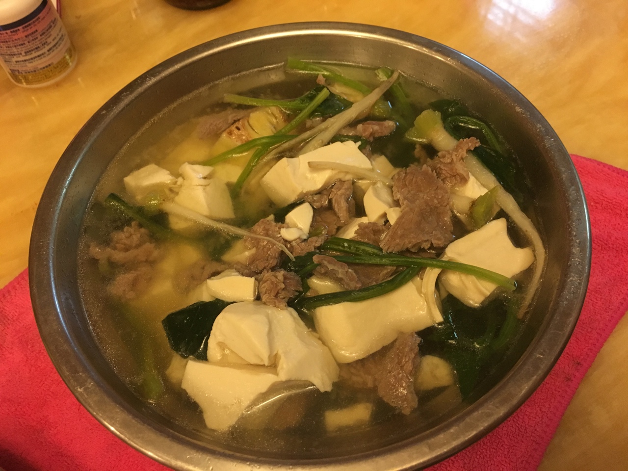 菠菜牛肉豆腐汤