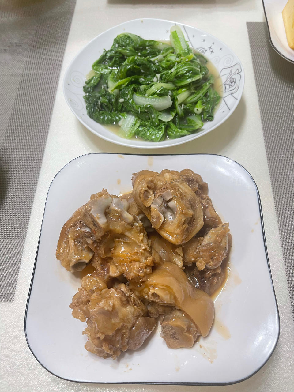 红焖猪蹄
