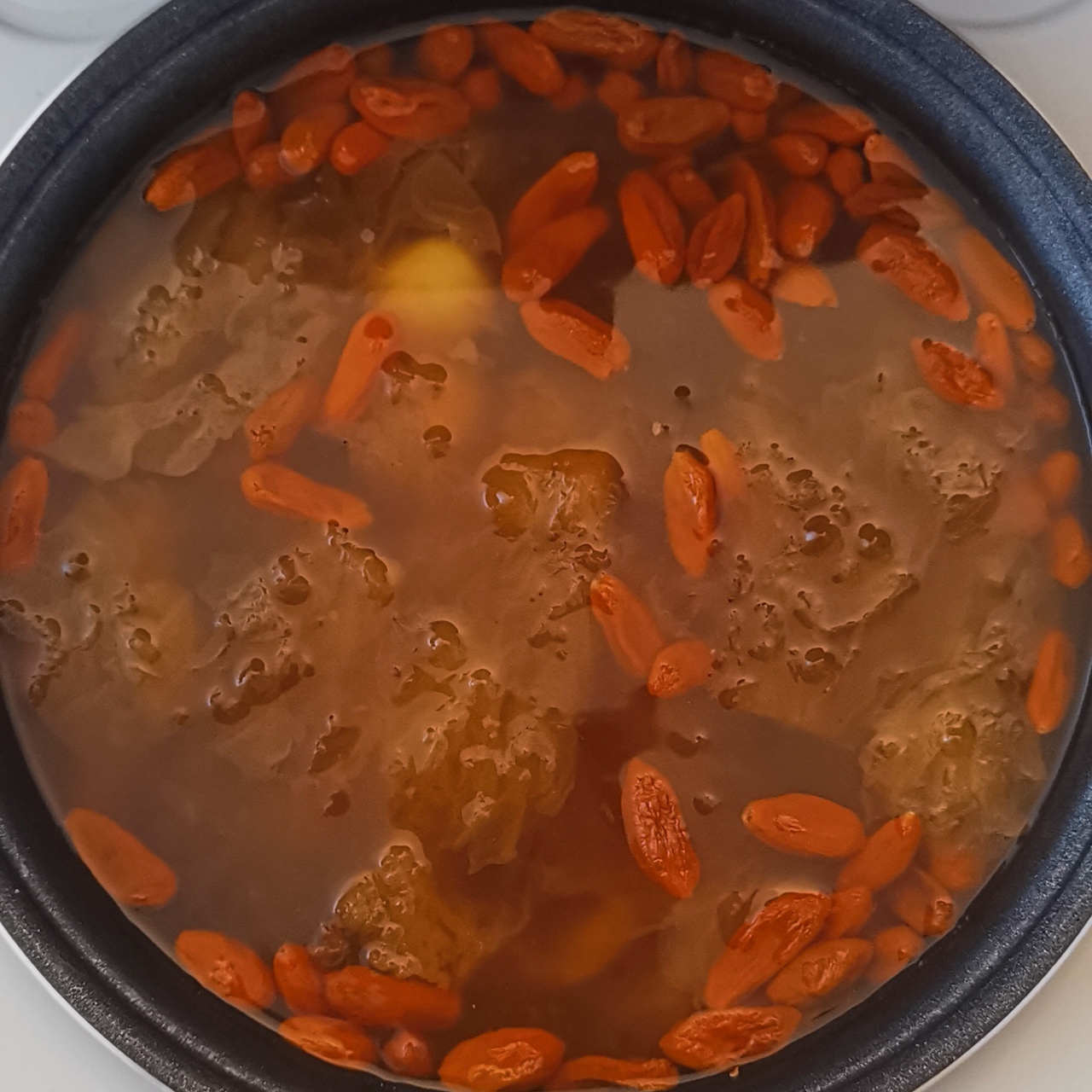 【慢手2小时】冰镇/暖胃❤️银耳枸杞汤的做法 步骤4