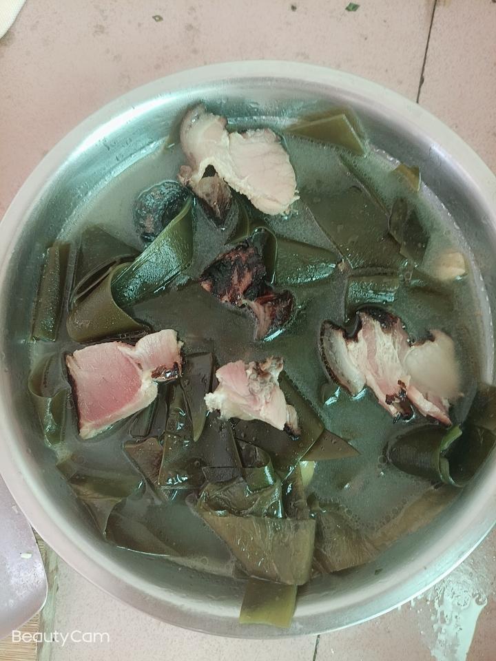 海带腊肉汤