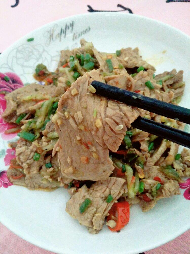 凉拌肉