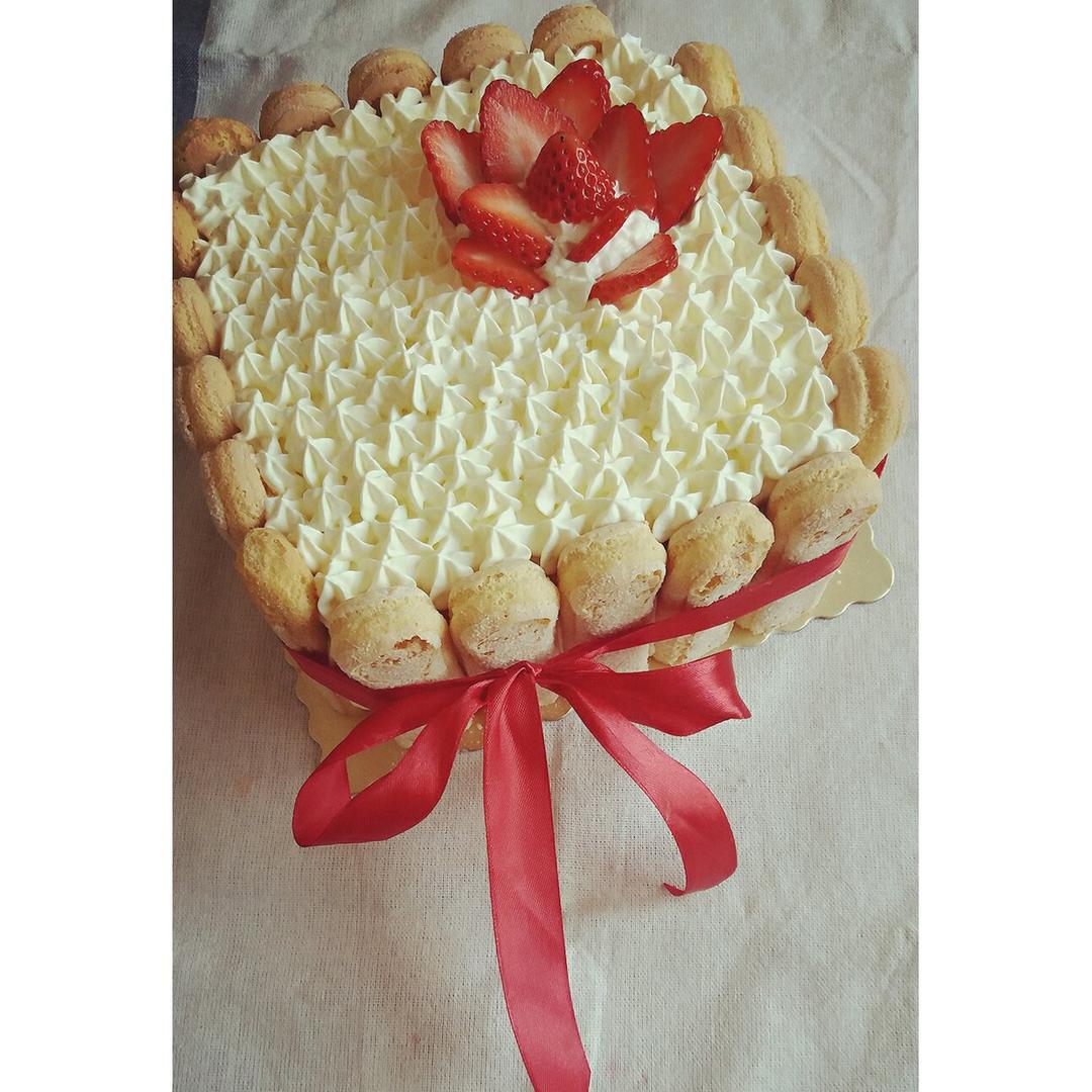 方形水果夹层蛋糕