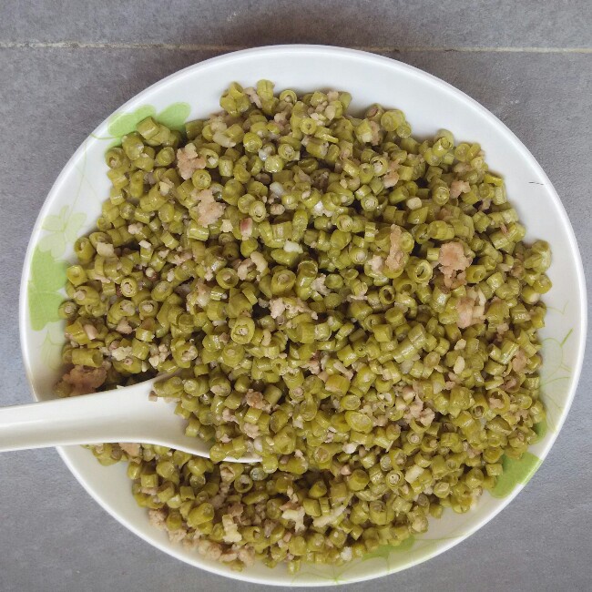 酸豆角炒肉末