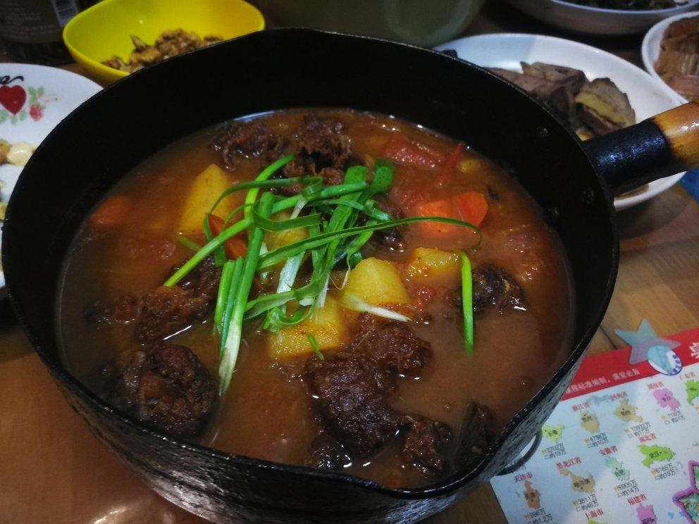 番茄土豆炖牛腩