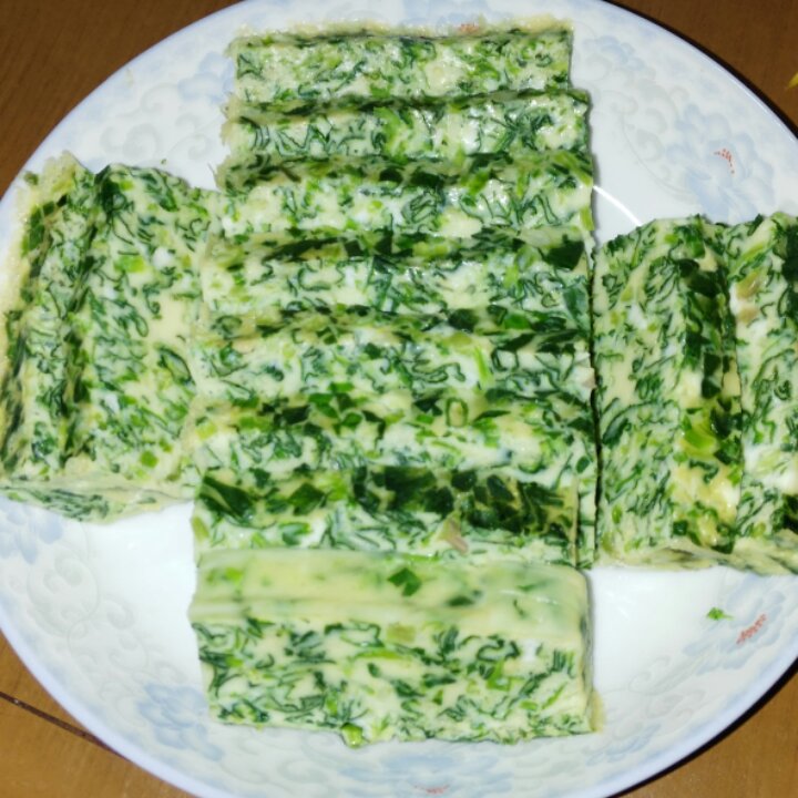 蘸汁菠菜鸡蛋糕——春季养生多吃菠菜