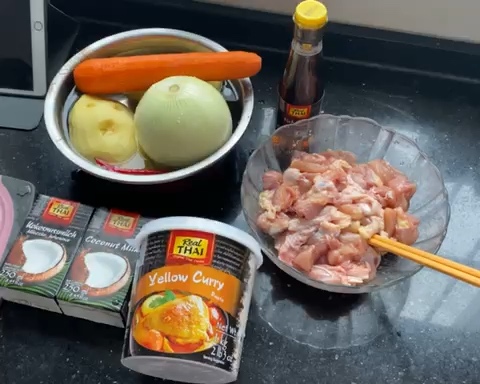 泰式咖喱鸡的做法 步骤1
