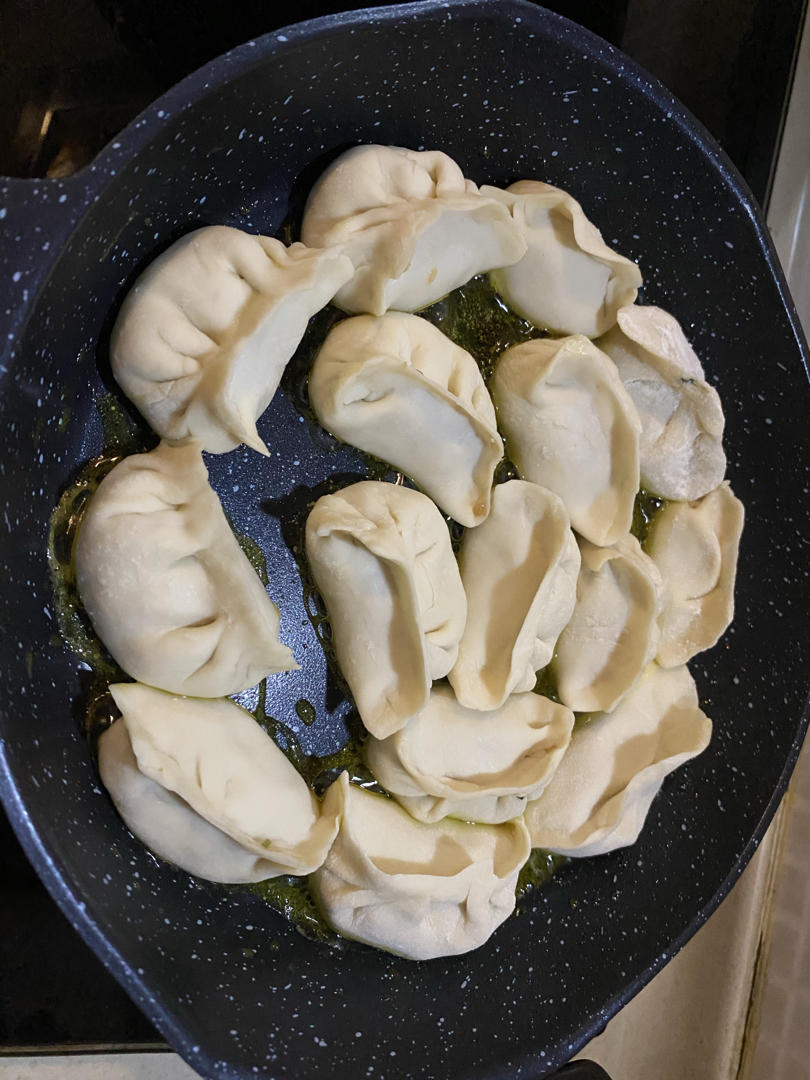 锅贴饺子