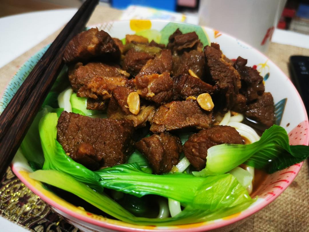 红烧牛肉面