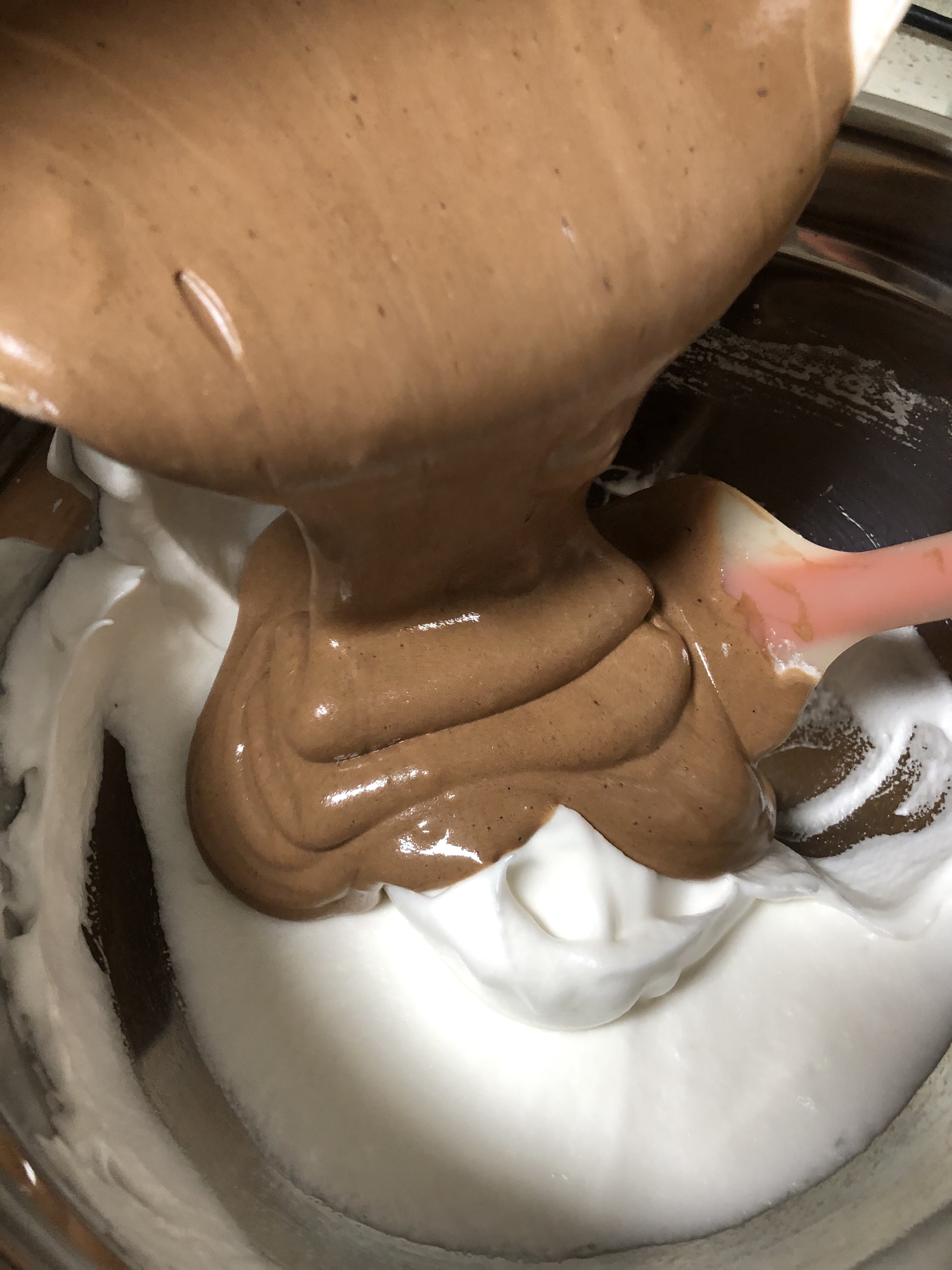 巧克力炼乳纸杯蛋糕的做法 步骤12