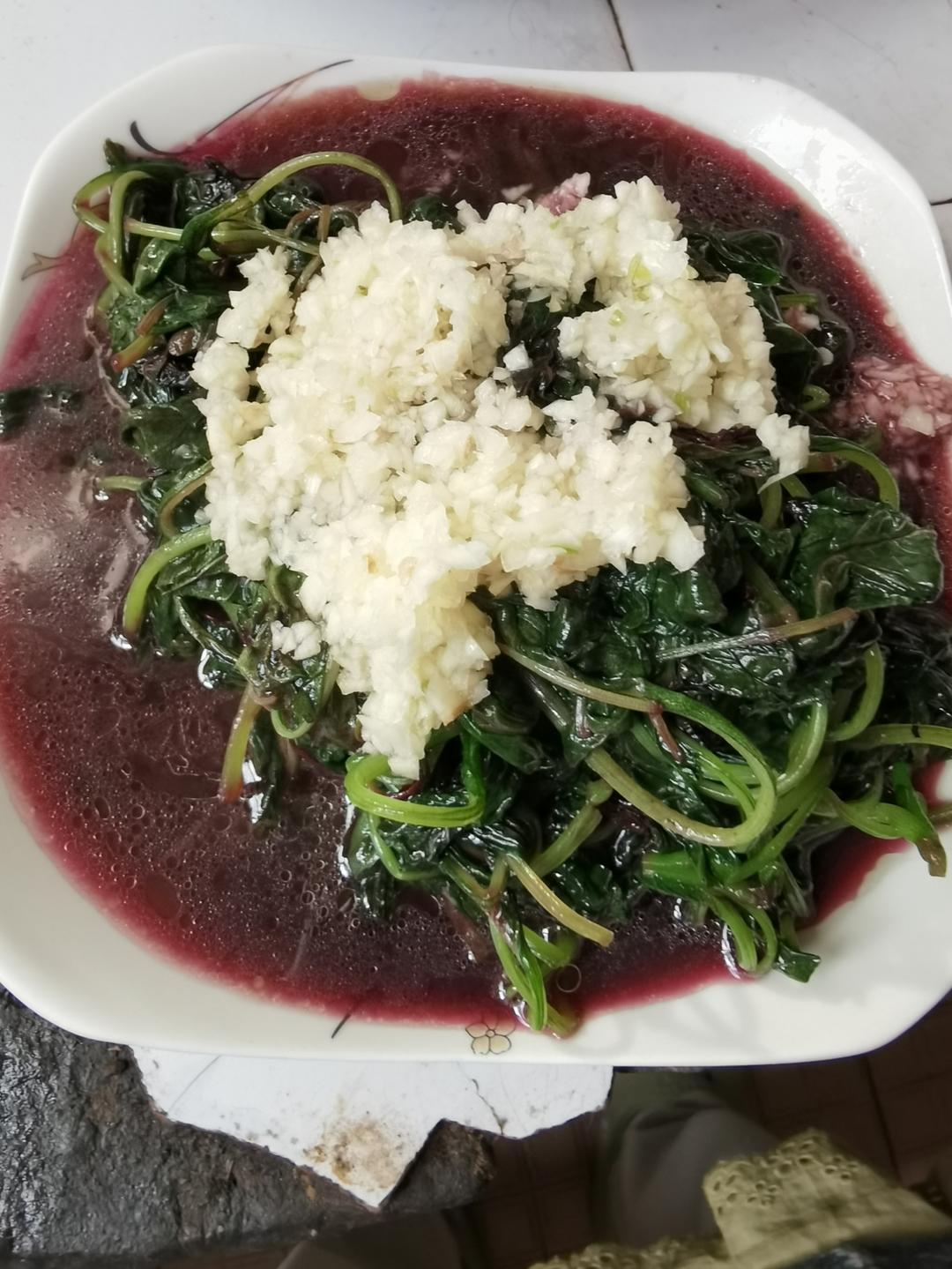 清炒红苋菜（简单菜也有窍门，一看就明白）