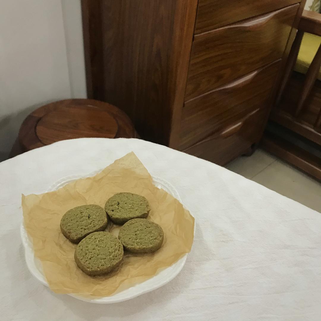 微苦抹茶沙布列酥饼