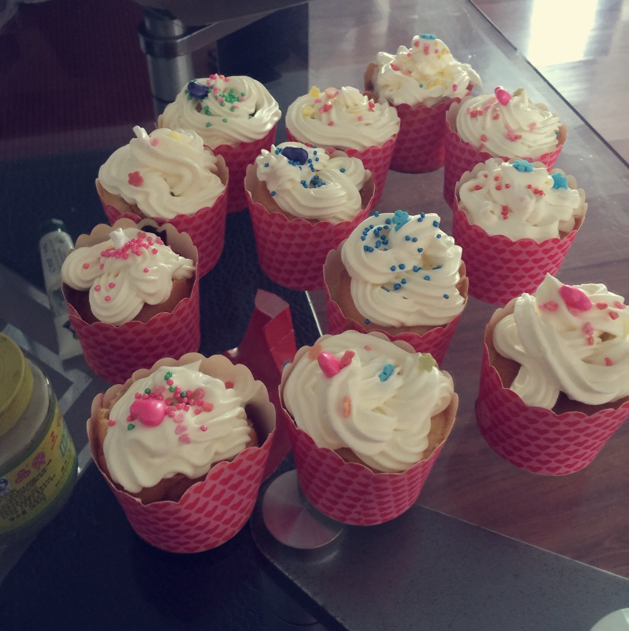 鲜奶油戚风杯子蛋糕（纸杯蛋糕）