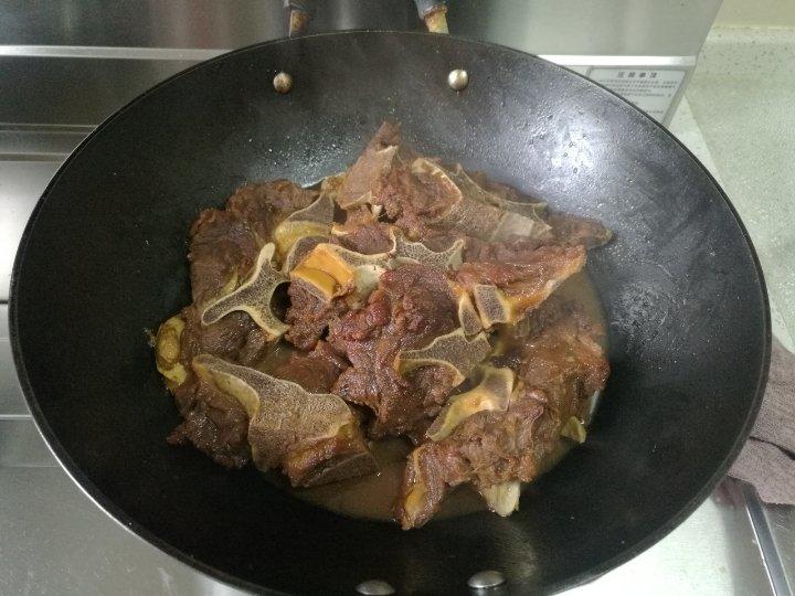 酱香牛脖骨