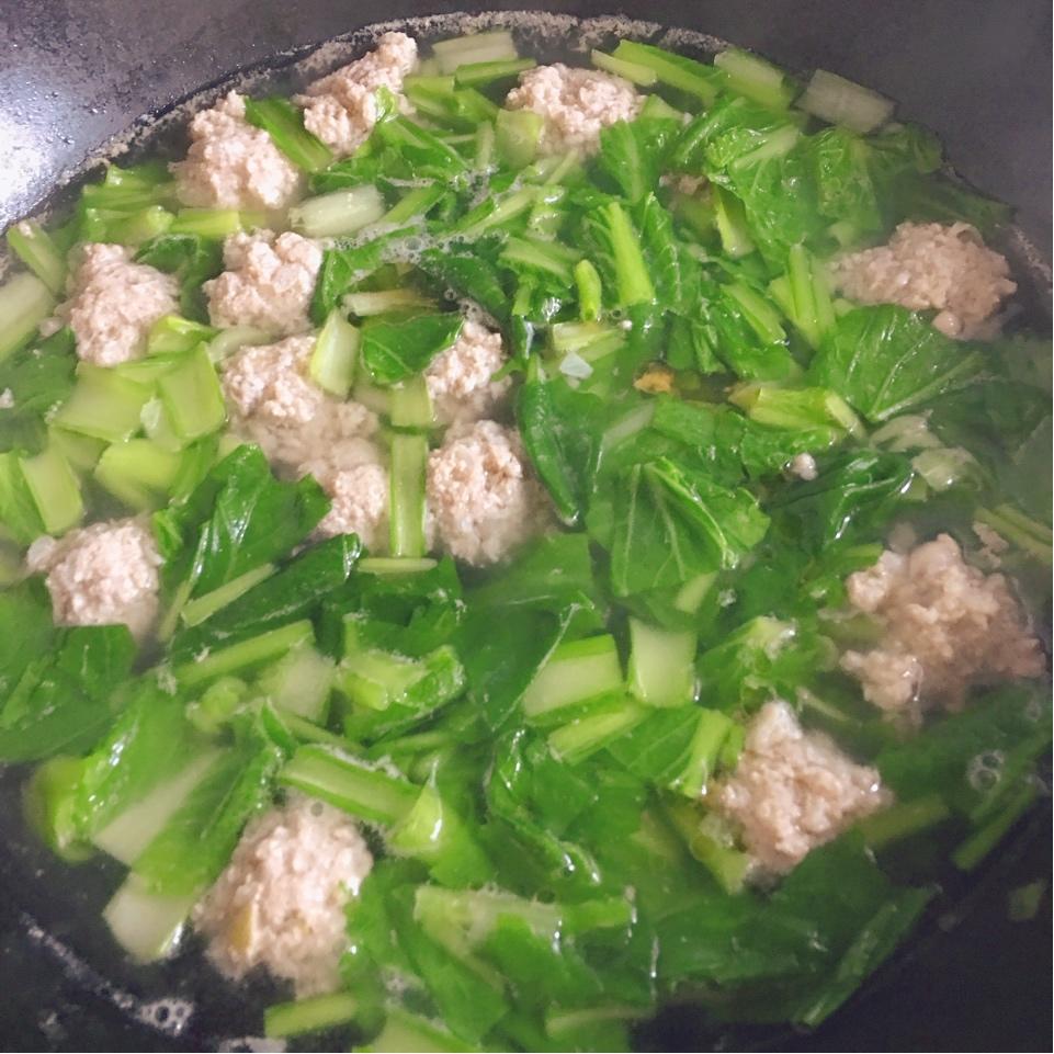 yusan_kojv做的小白菜肉丸汤