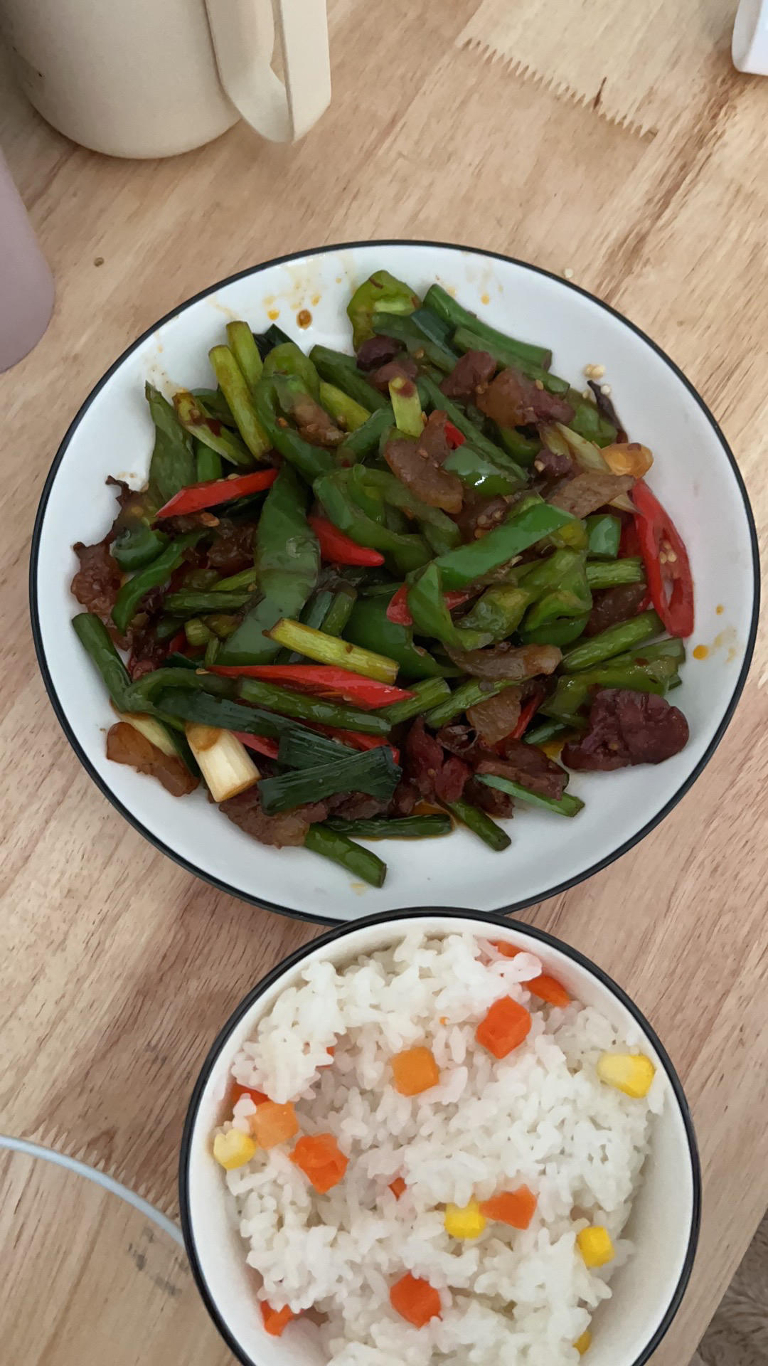 超级下饭的一道菜蒜苔炒风干腊肉