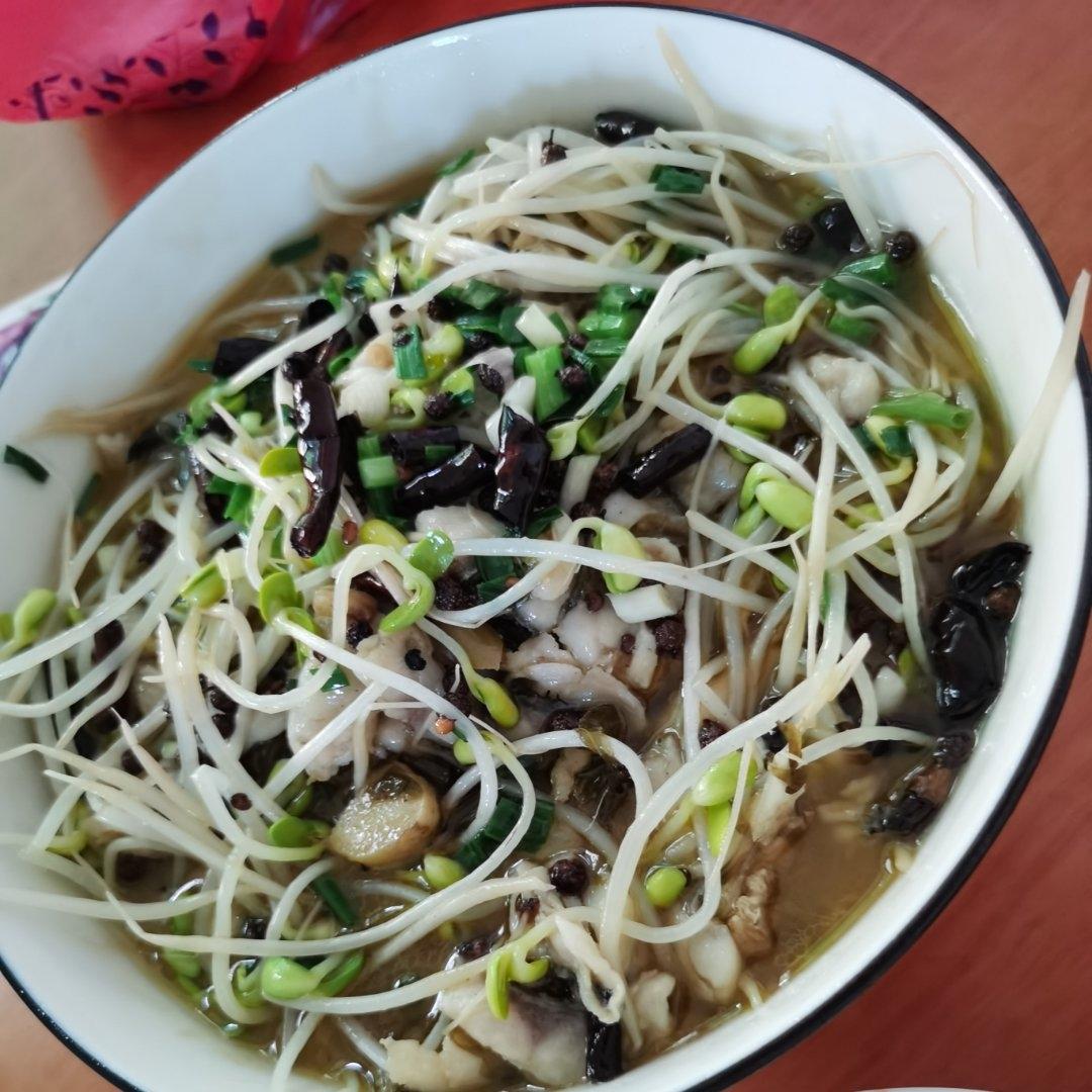 简单粗暴家常酸菜鱼