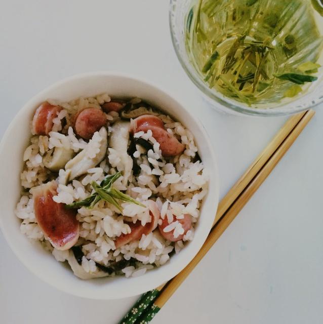 电饭煲腊菇饭