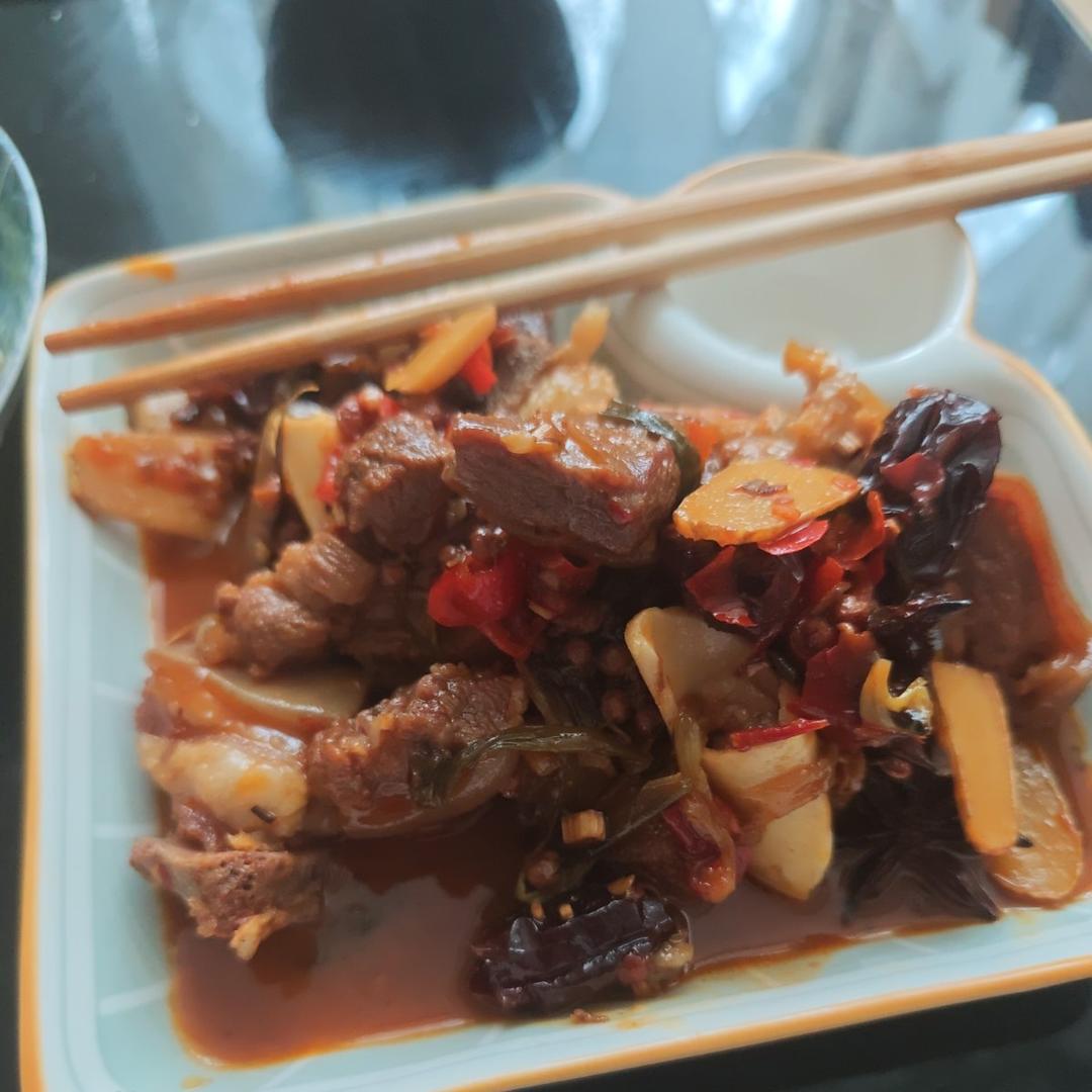 啤酒焖羊肉