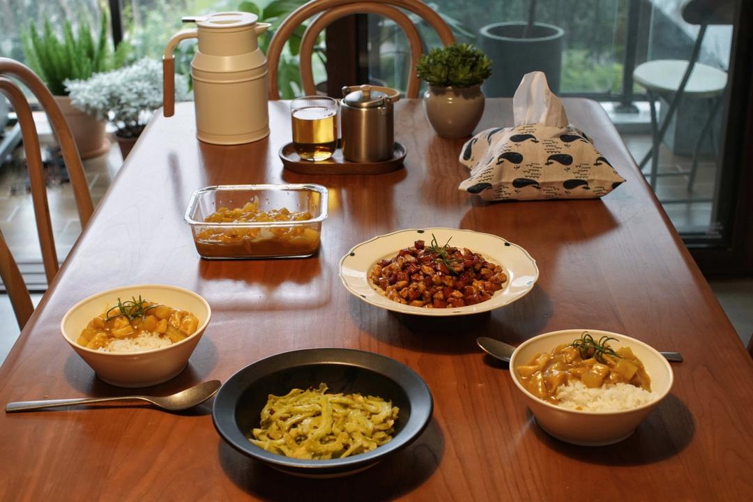咖喱鸡肉饭