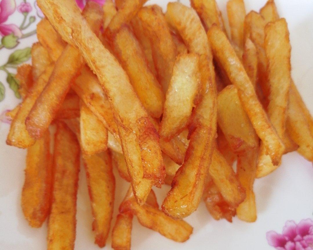 十分钟就能搞定的香脆炸薯条，孩子们最爱的零食