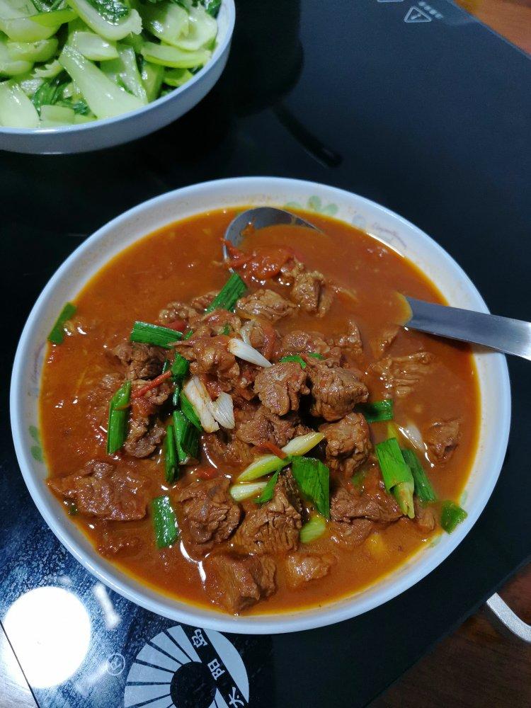 番茄炖牛肉