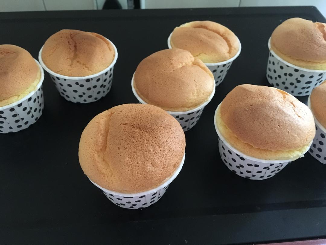 奶油戚风杯子蛋糕