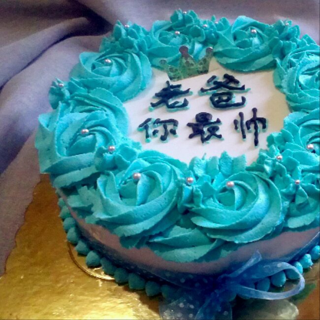 装饰奶油蛋糕