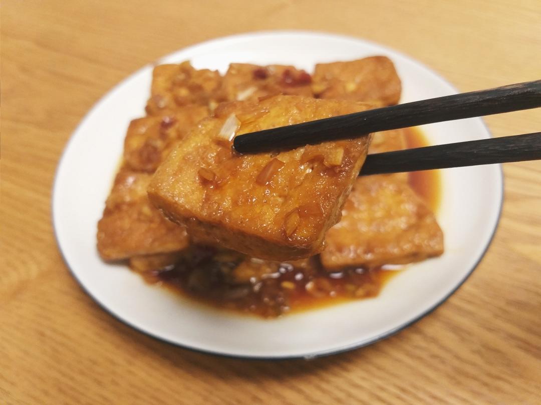 外酥里嫩的香煎豆腐的做法