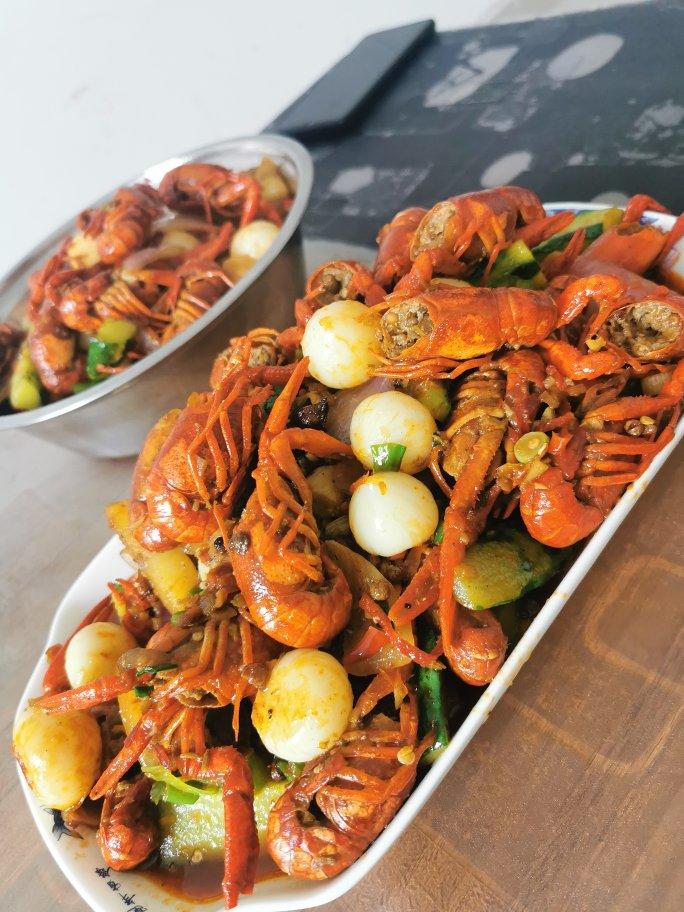香辣小龙虾