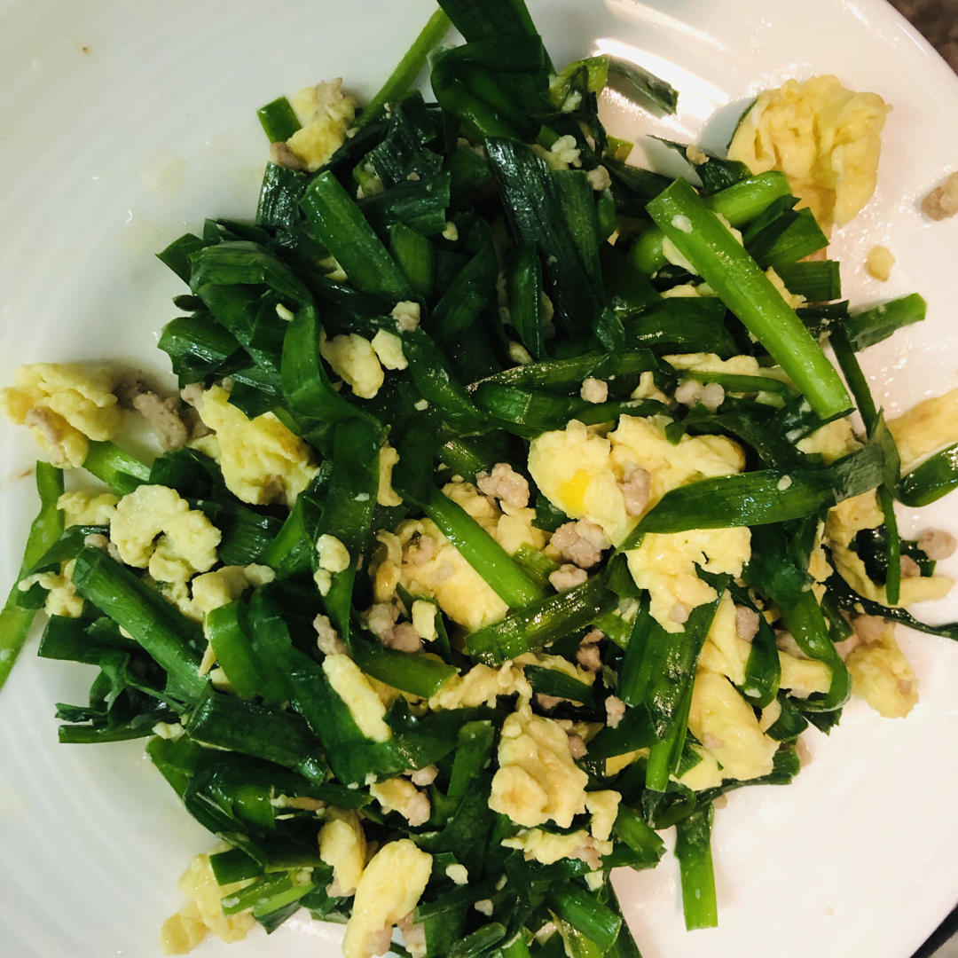 韭菜炒鸡蛋——三分钟快手下饭菜 掌握火候的秘诀